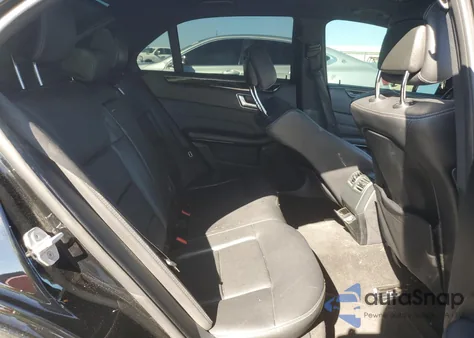 2016 Mercedes-Benz E 350 z USA, uszkodzony, nr VIN WDDHF5KB3GB227409